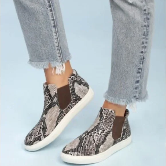 Matisse Harlan snake sneaker - Picture 2 of 5